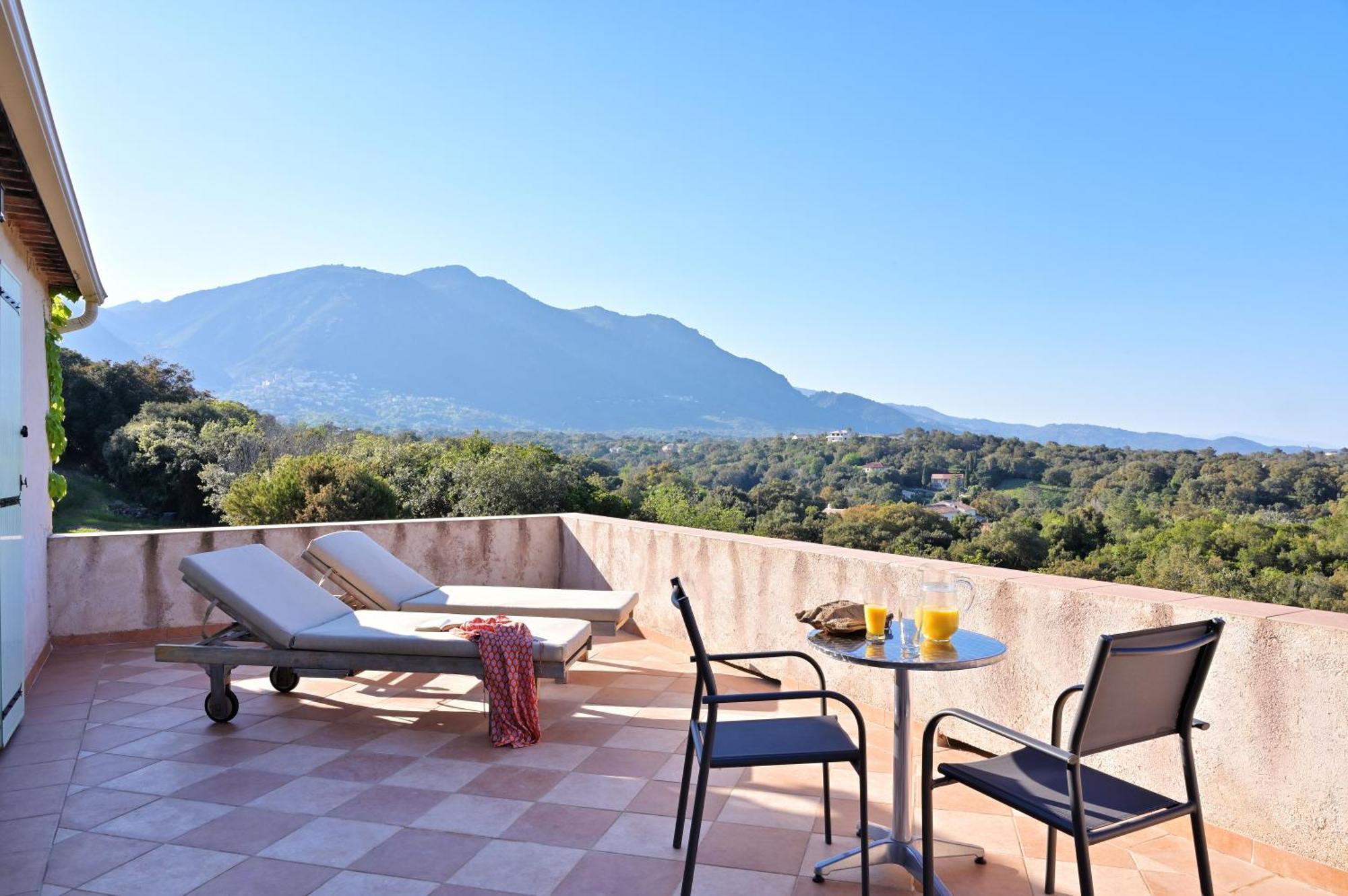סרביון Domaine Punta Della Guardia Villa Vue Mer Dans Nature Protegee, Plage A 1,5 Km מראה חיצוני תמונה