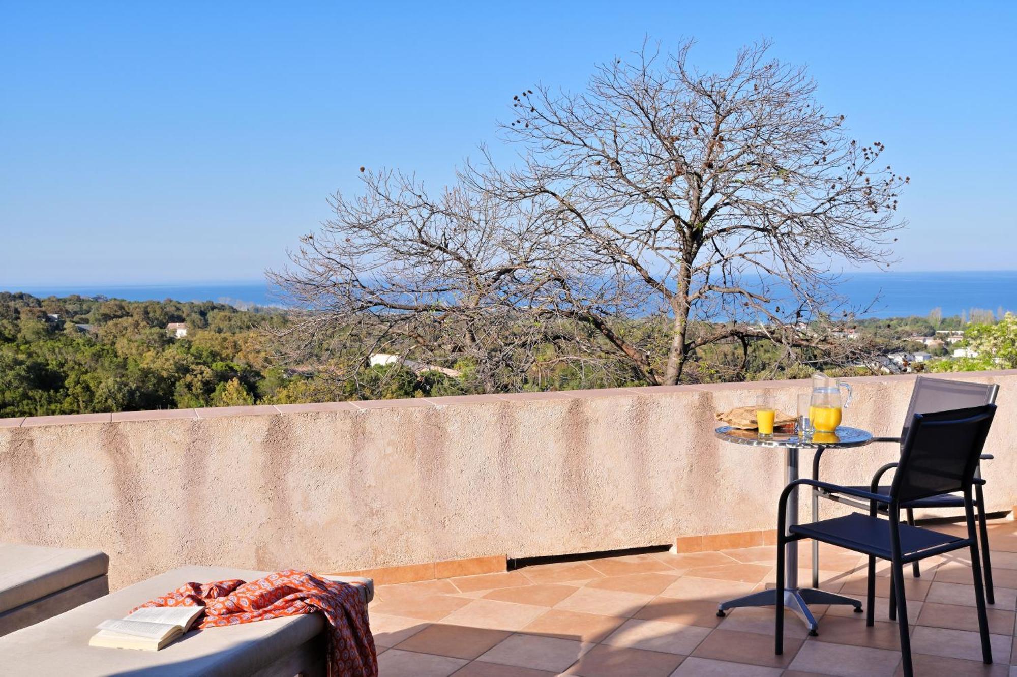 סרביון Domaine Punta Della Guardia Villa Vue Mer Dans Nature Protegee, Plage A 1,5 Km מראה חיצוני תמונה